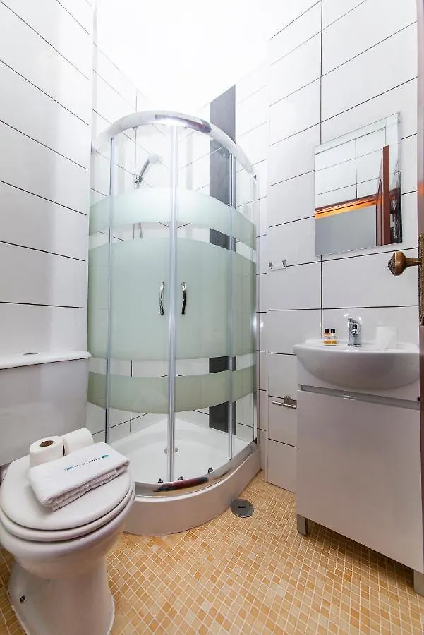 Guest house E - Local Da Trindade Guesthouse Lagos