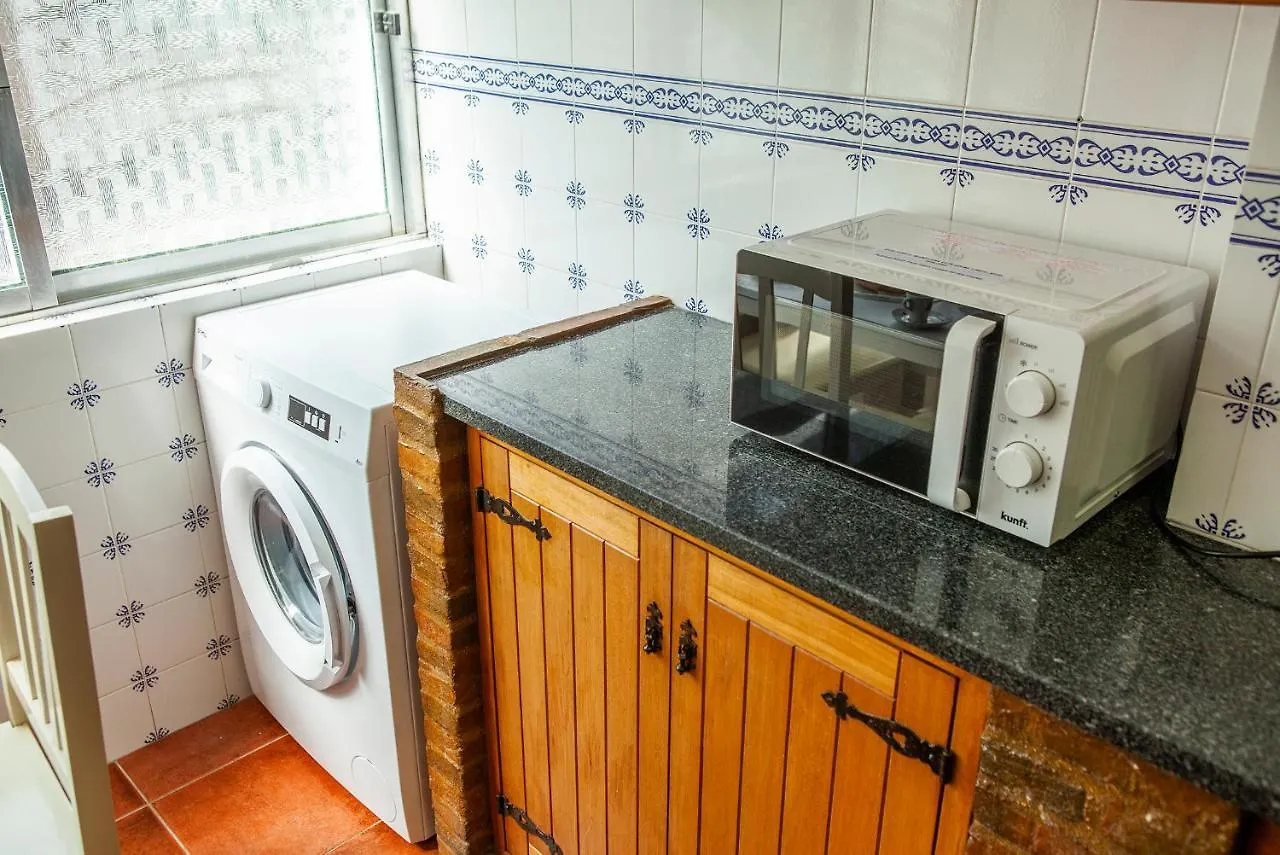 Affittacamere E - Local Da Trindade Guesthouse Lagos
